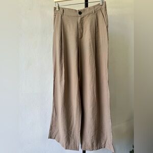 Zara Women’s Khaki Chinos